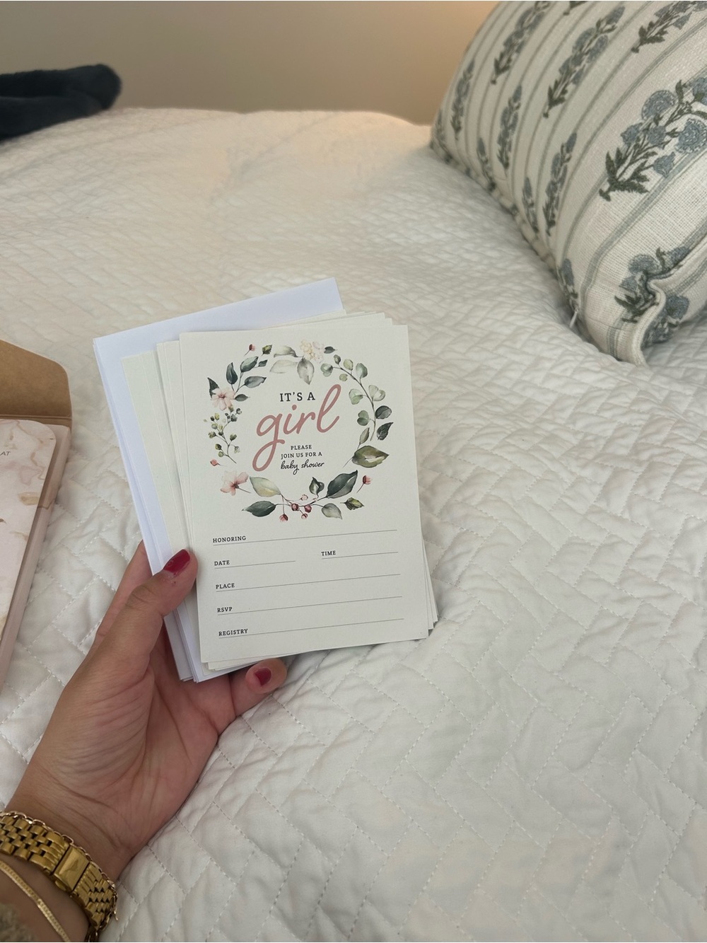 Baby Shower Invitation Cards - 'It's a Girl' Floral Design (Pink)